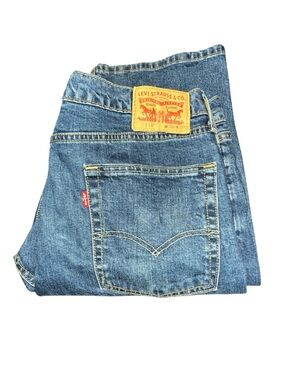 Levi's Men's Straight Leg Jeans in Blue Denim